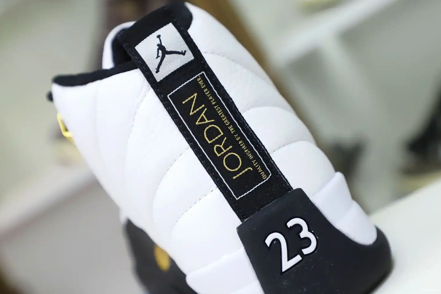 JORDAN Kimikick 12 'ROYALTY' RETRO AIR 0605